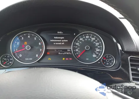 2014 Volkswagen Touareg 3.6L R-Line z USA, uszkodzony, nr VIN WVGDF9BP3ED006854